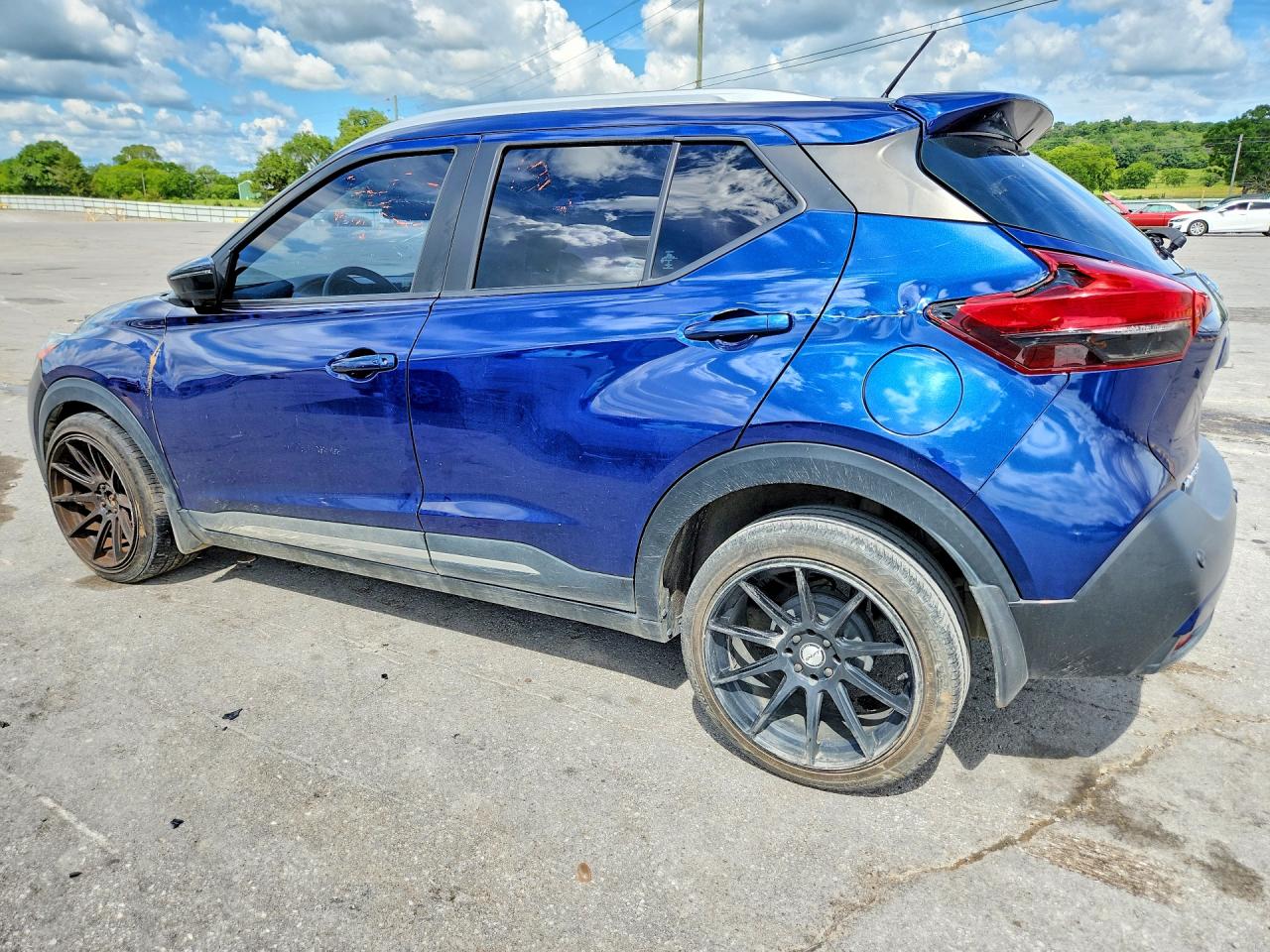 2020 NISSAN KICKS