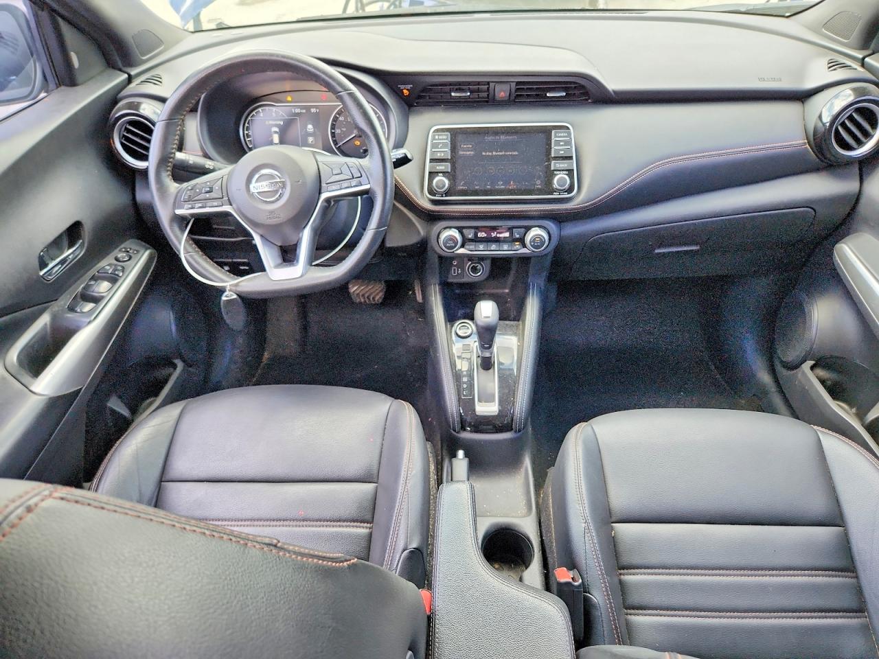 2020 NISSAN KICKS