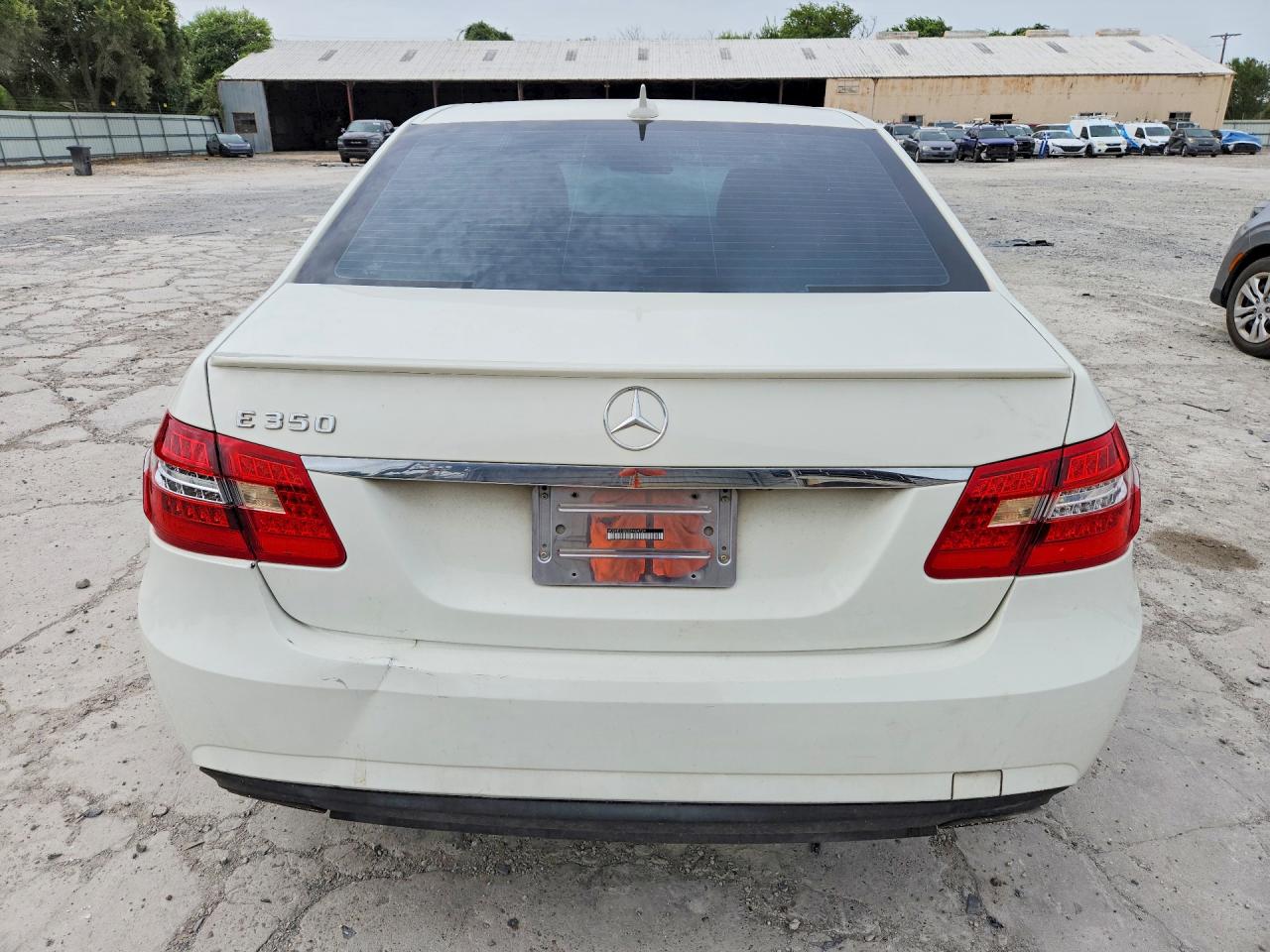 2011 MERCEDES-BENZ E-CLASS