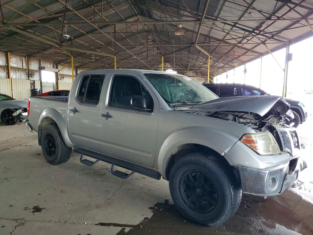 2011 NISSAN FRONTIER