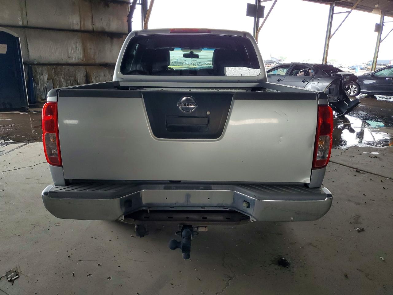 2011 NISSAN FRONTIER