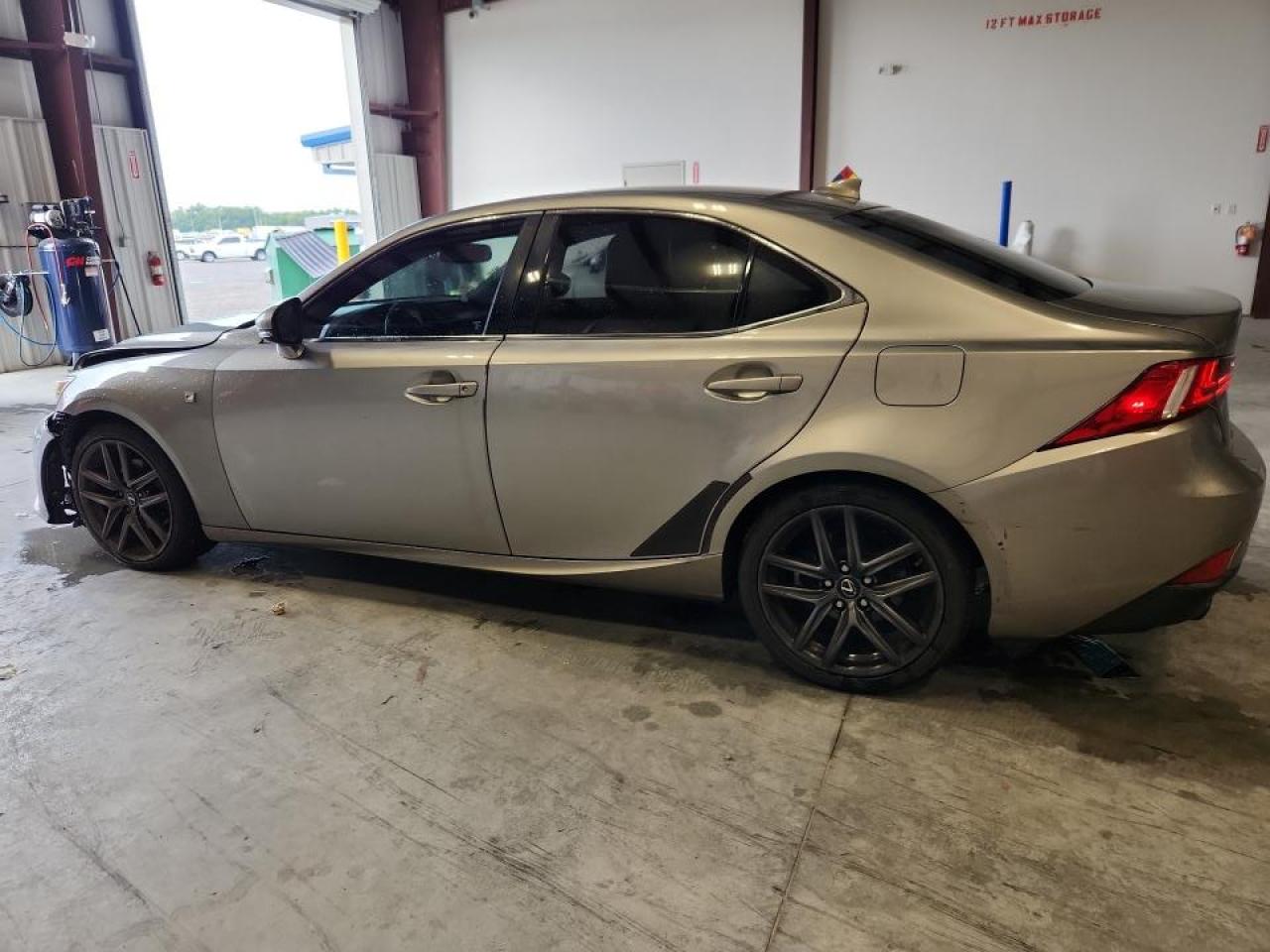 2015 LEXUS IS