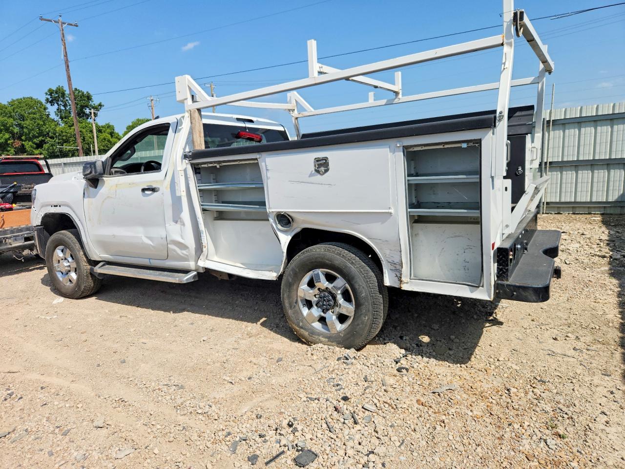 2024 GMC SIERRA