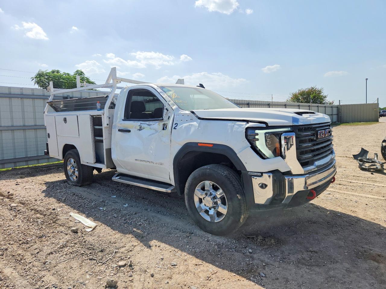 2024 GMC SIERRA