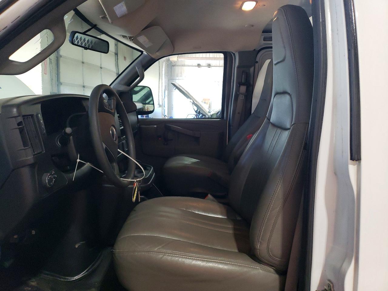 2023 GMC SAVANA