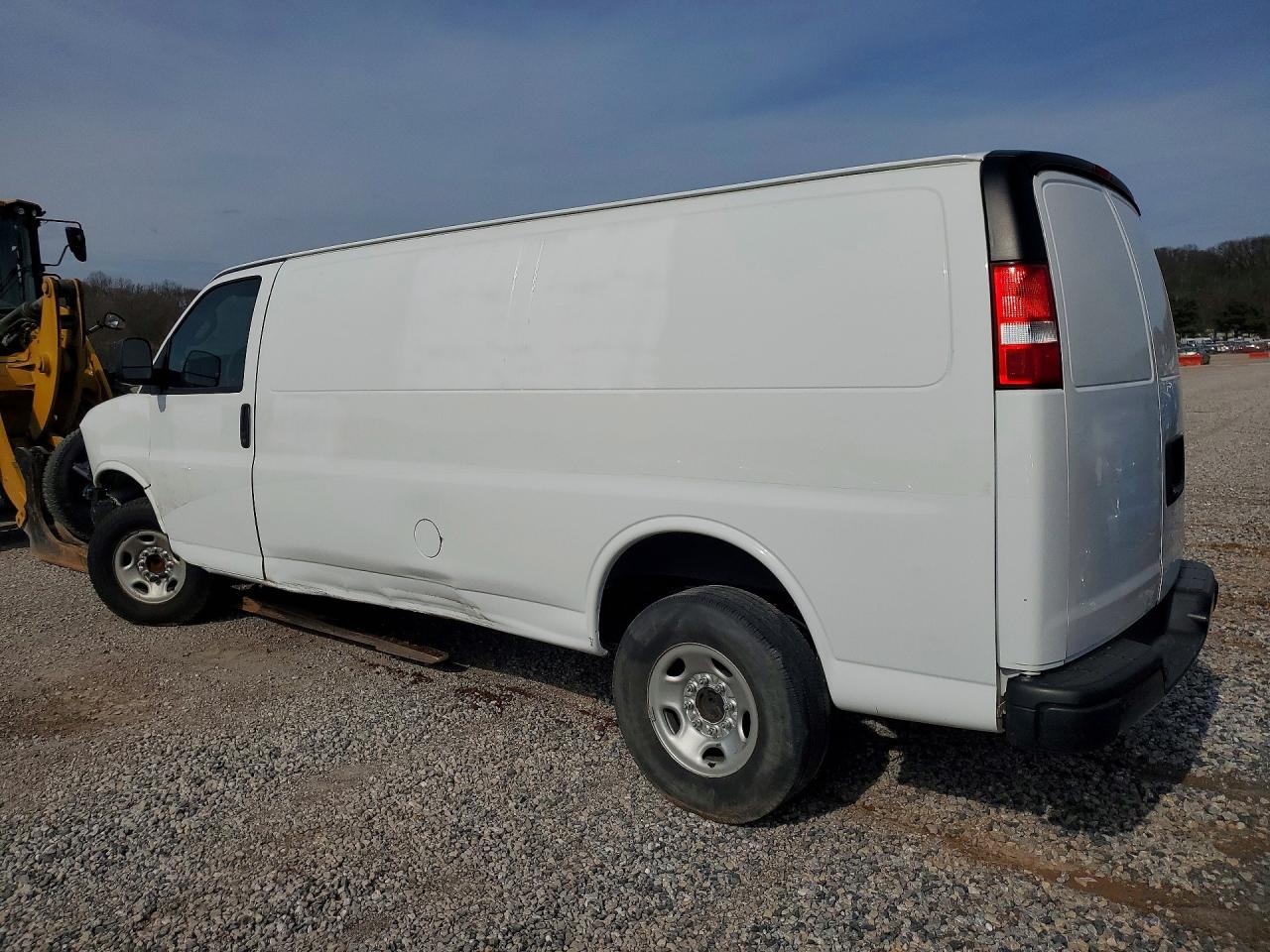 2023 GMC SAVANA