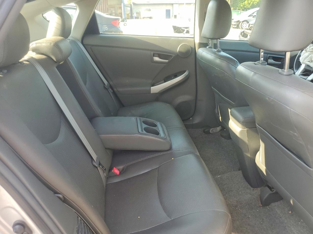 2011 TOYOTA PRIUS