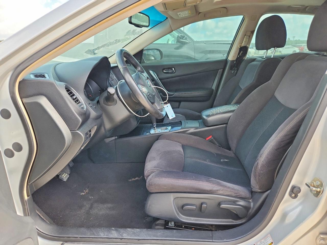 2014 NISSAN MAXIMA