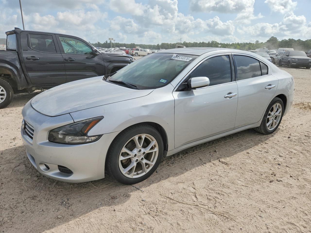 2014 NISSAN MAXIMA
