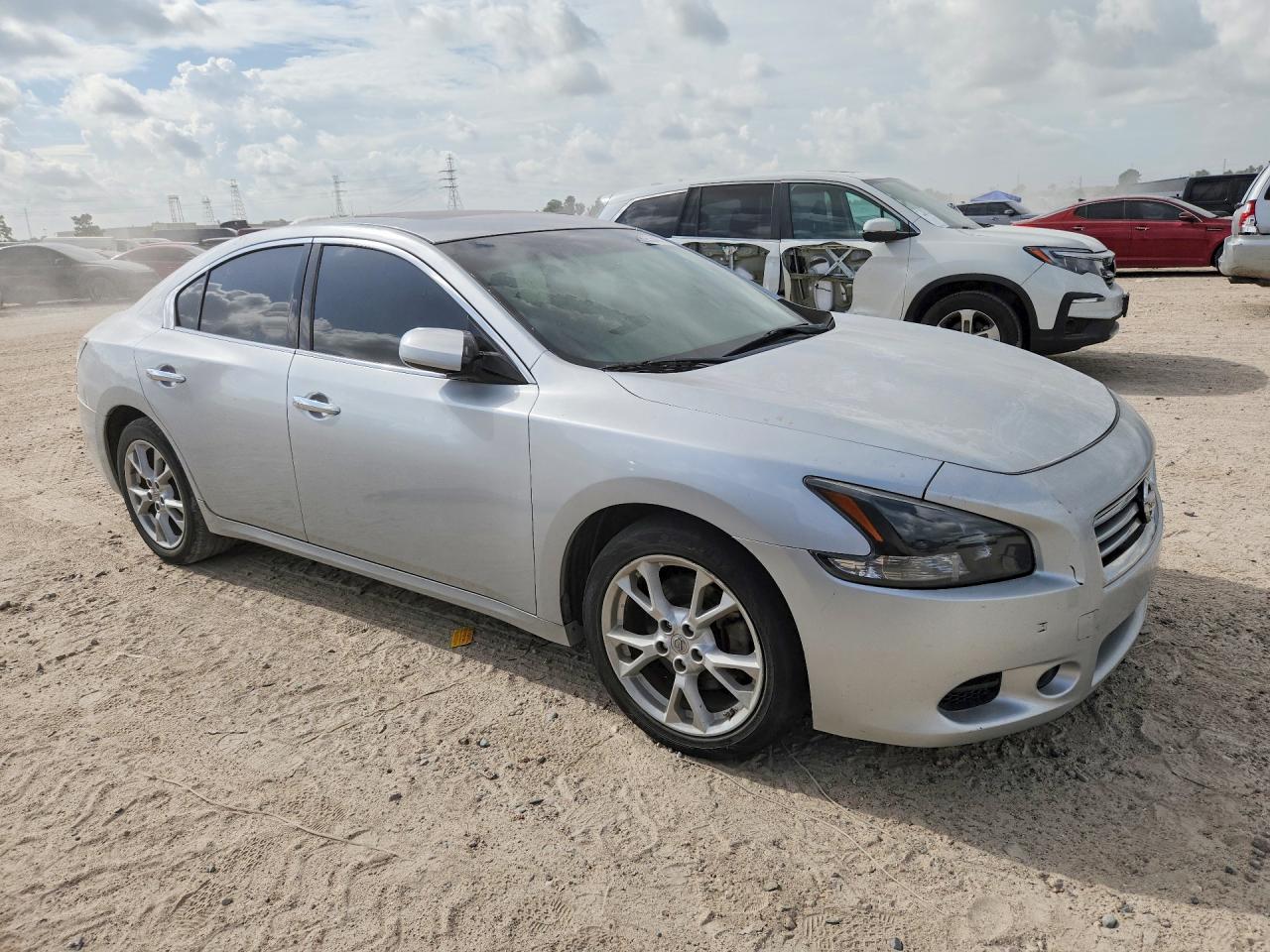 2014 NISSAN MAXIMA