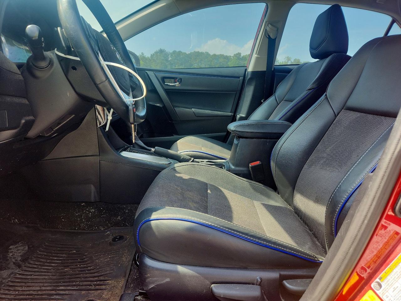 2017 TOYOTA COROLLA