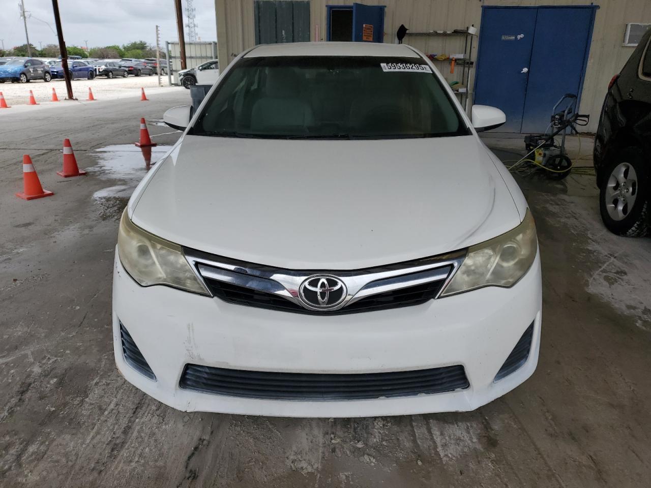 2013 TOYOTA CAMRY