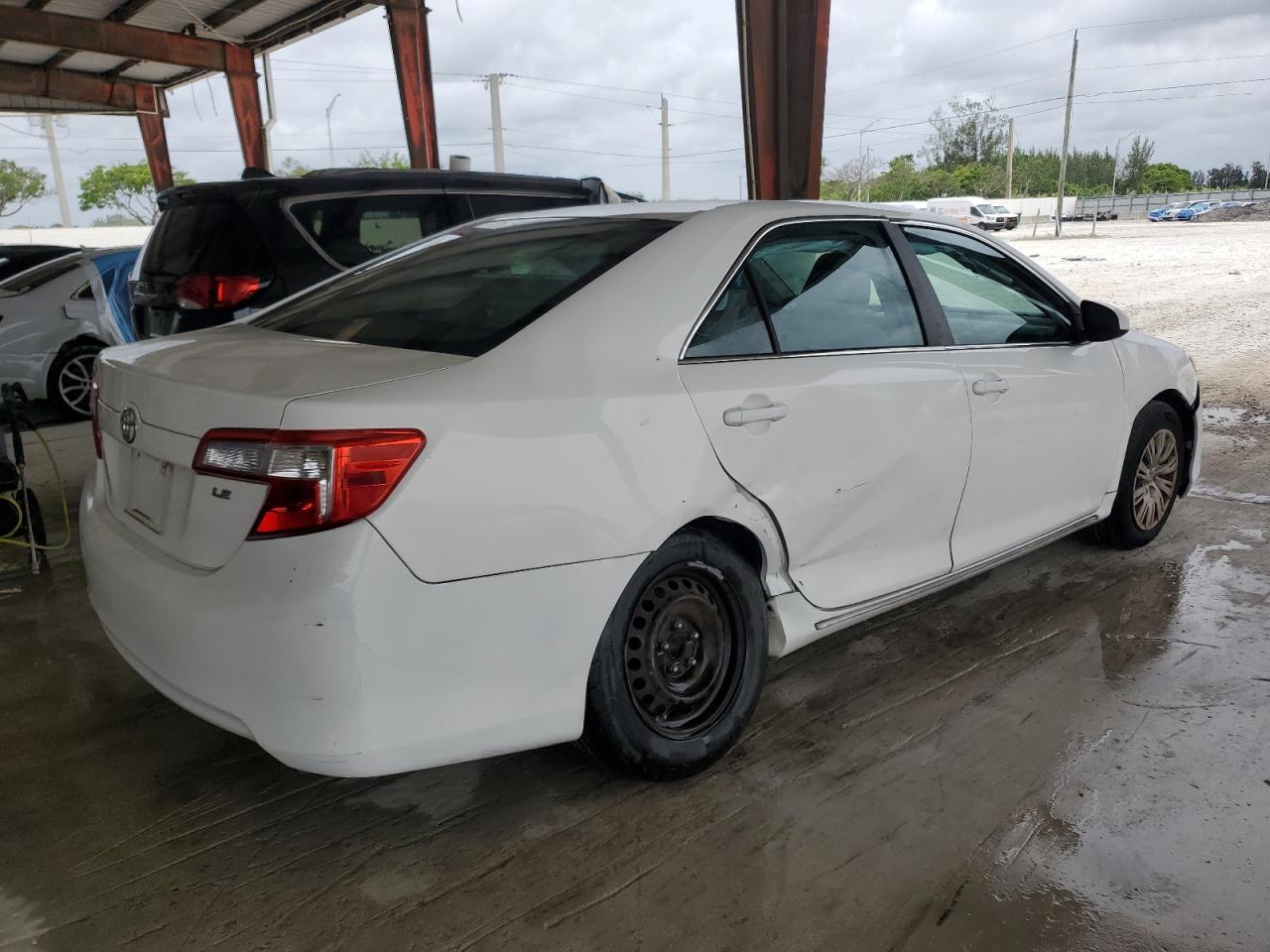 2013 TOYOTA CAMRY