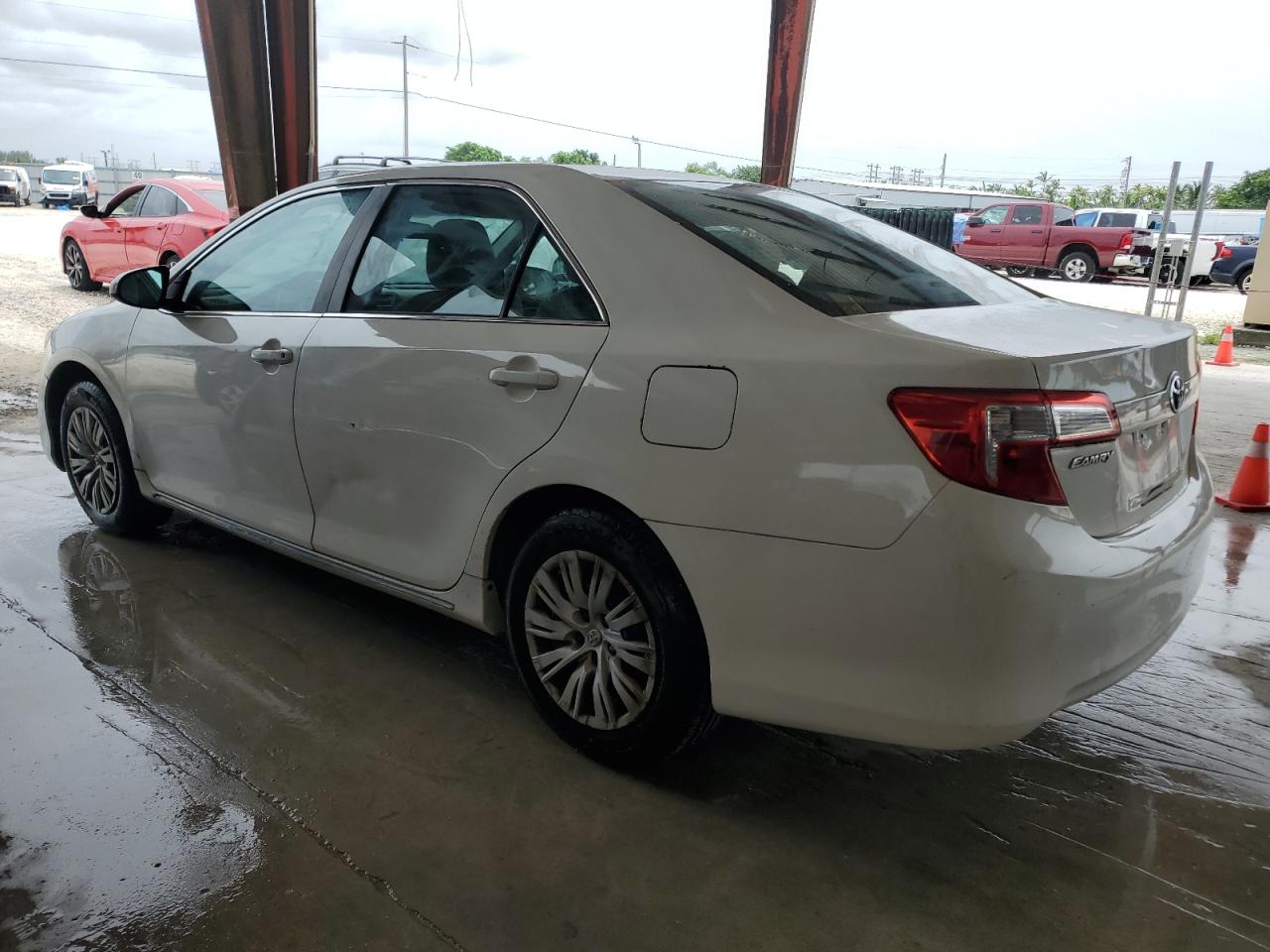 2013 TOYOTA CAMRY
