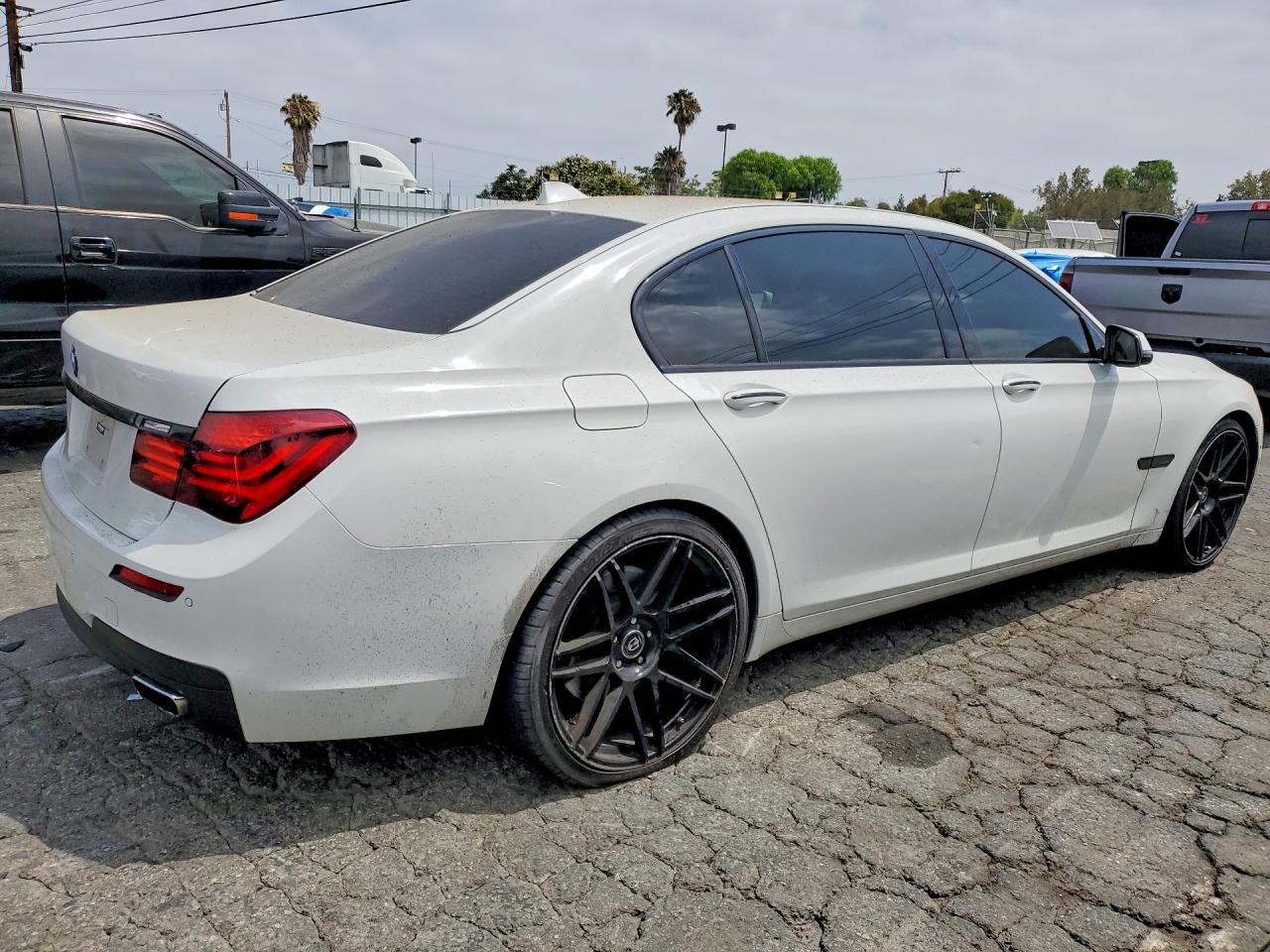 2015 BMW 7 SERIES
