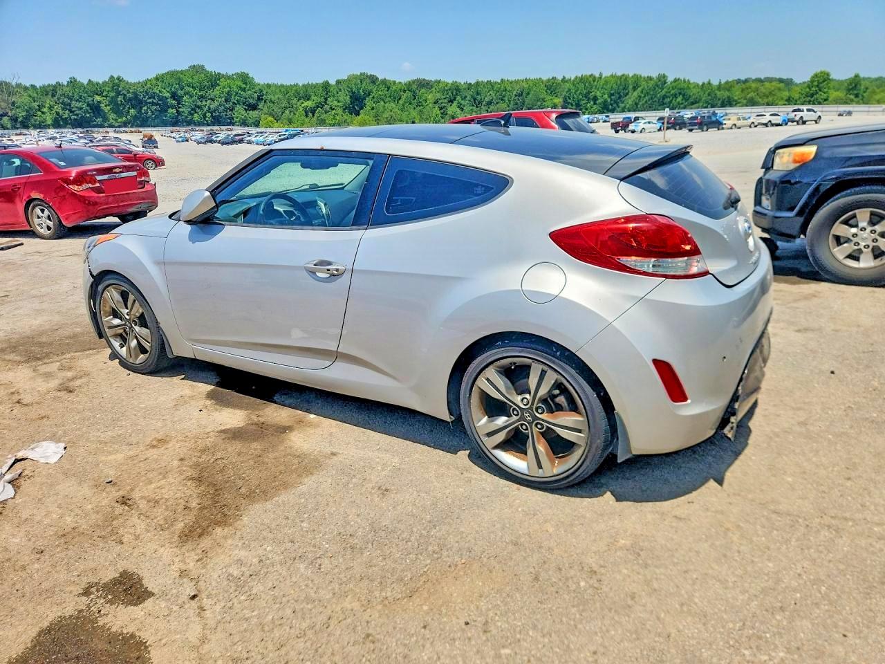 2013 HYUNDAI VELOSTER