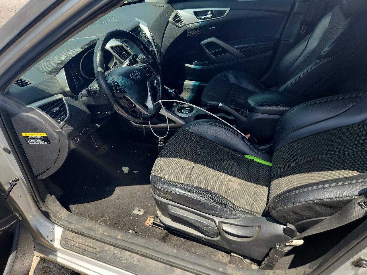 2013 HYUNDAI VELOSTER