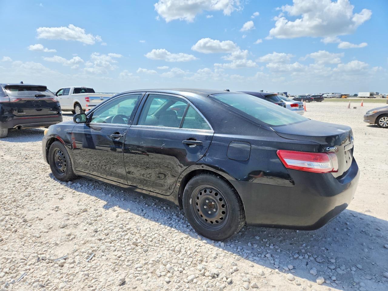 2010 TOYOTA CAMRY