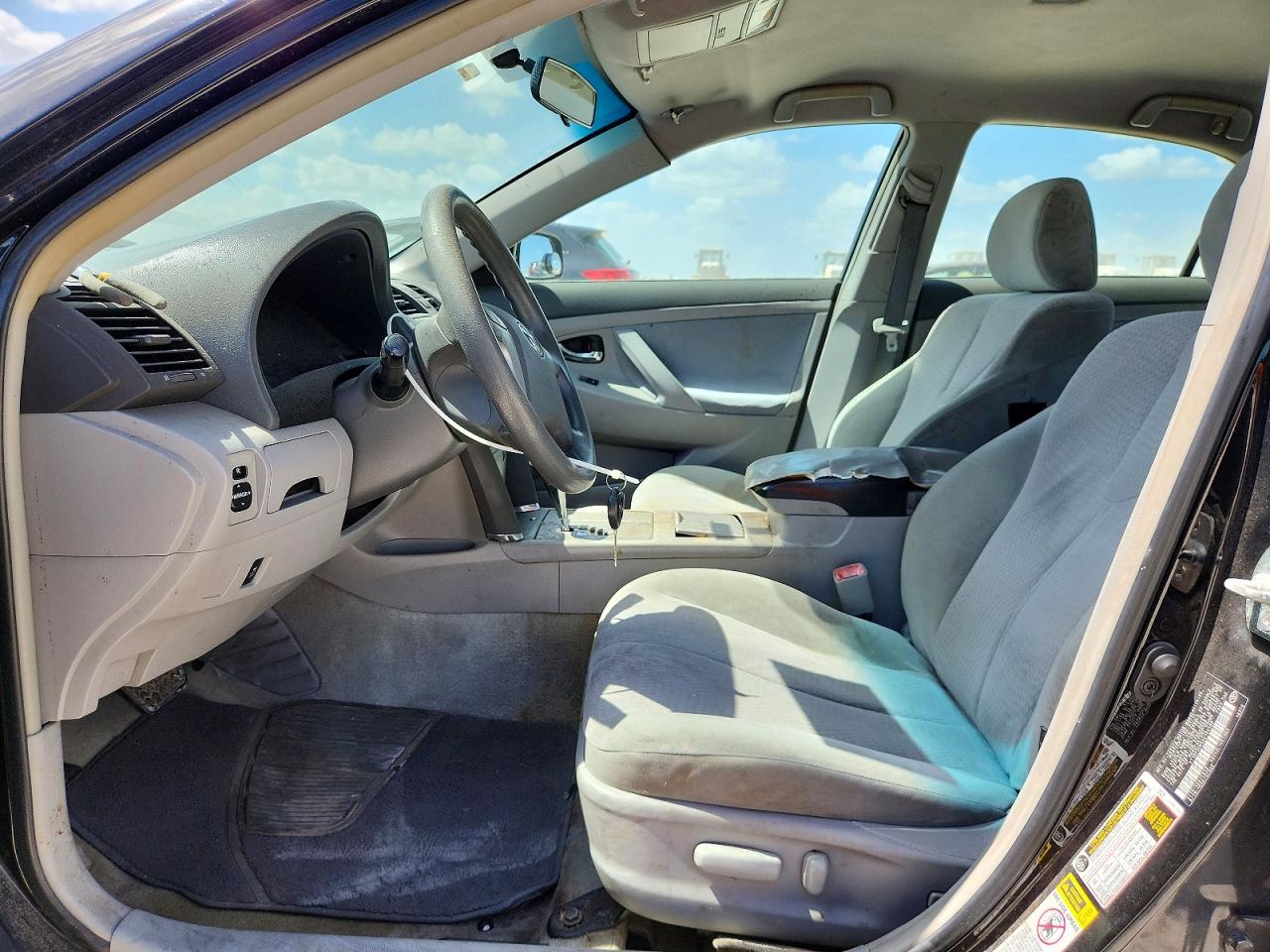 2010 TOYOTA CAMRY