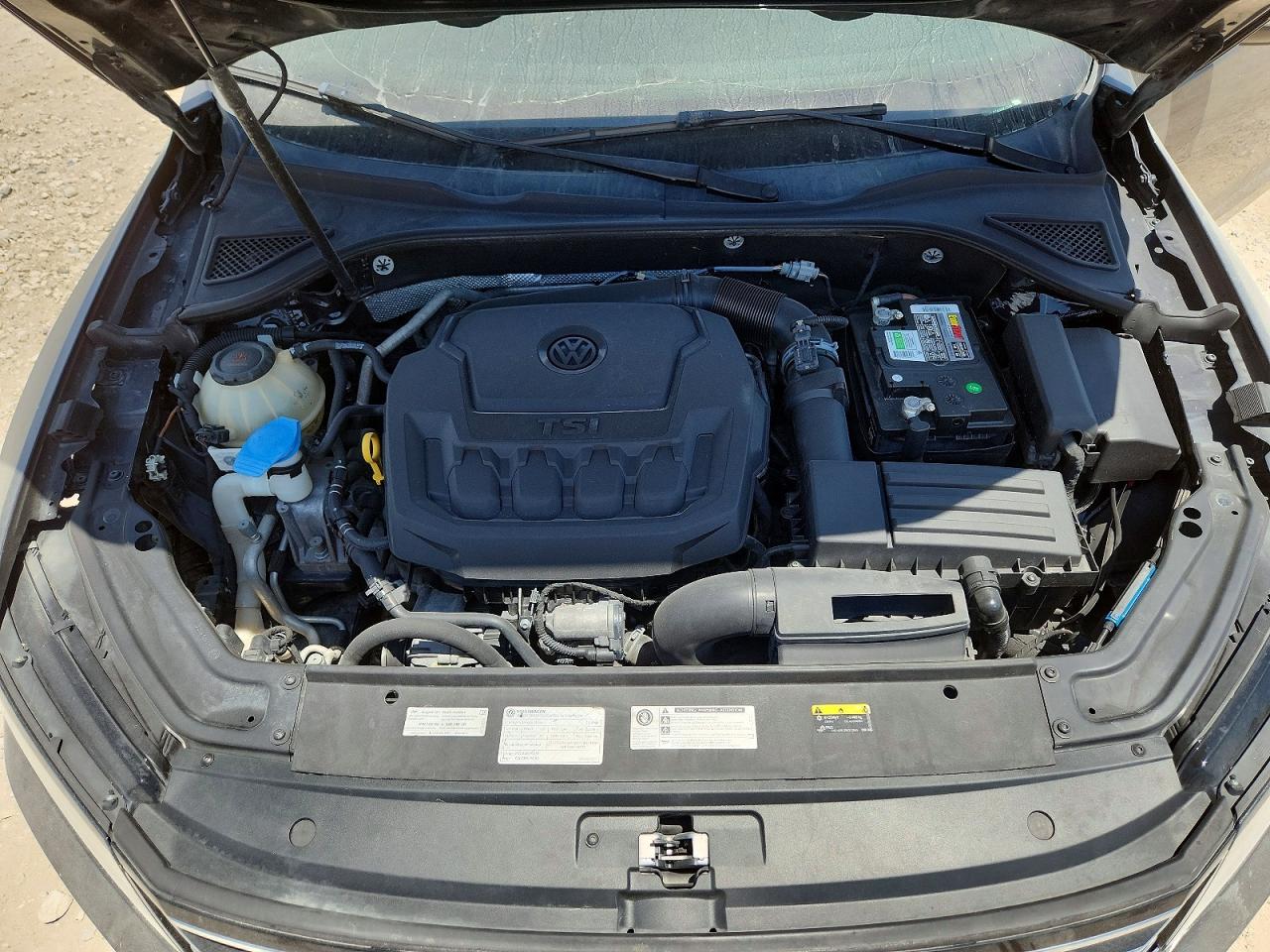 2019 VOLKSWAGEN PASSAT