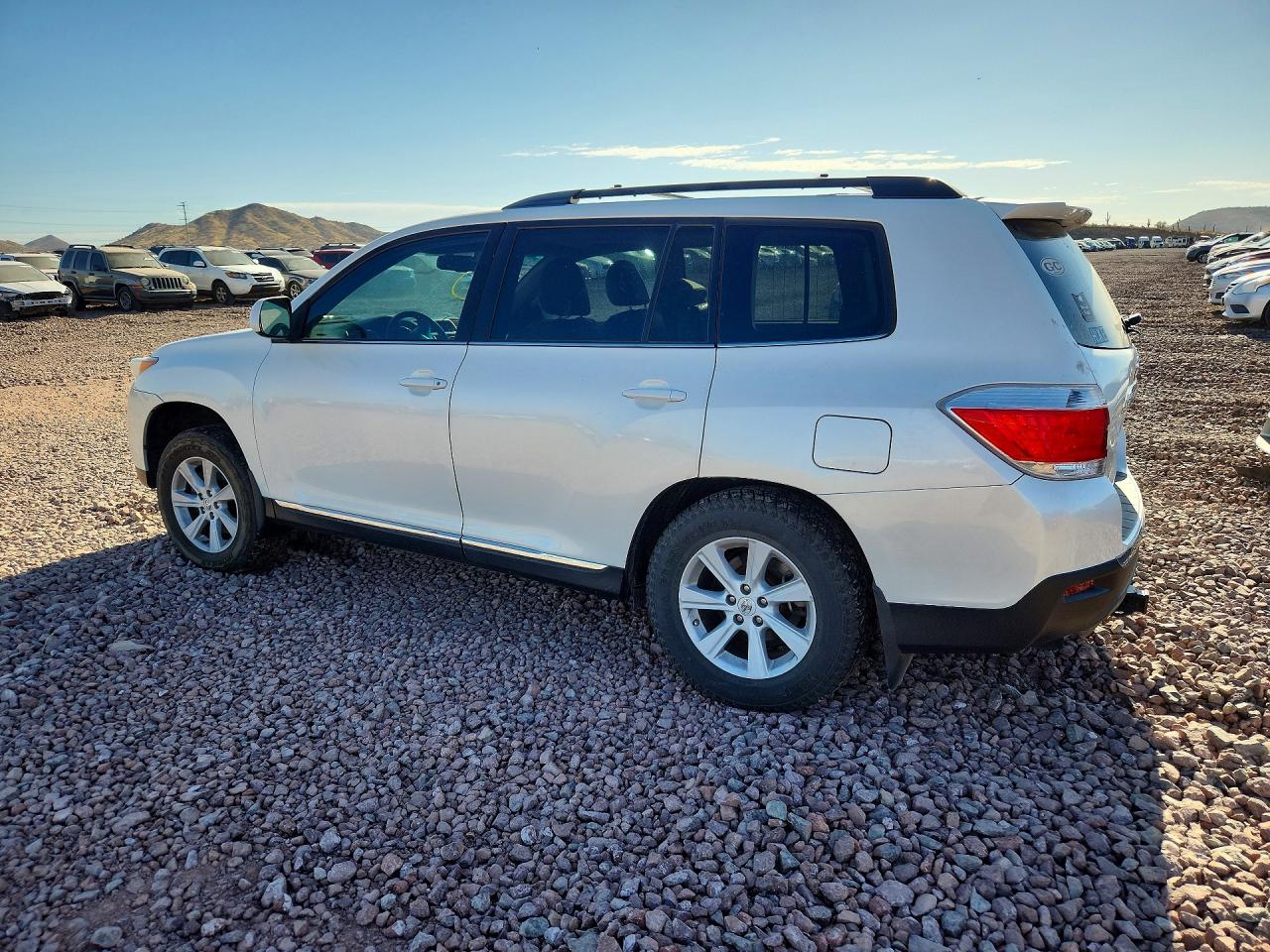 2013 TOYOTA HIGHLANDER