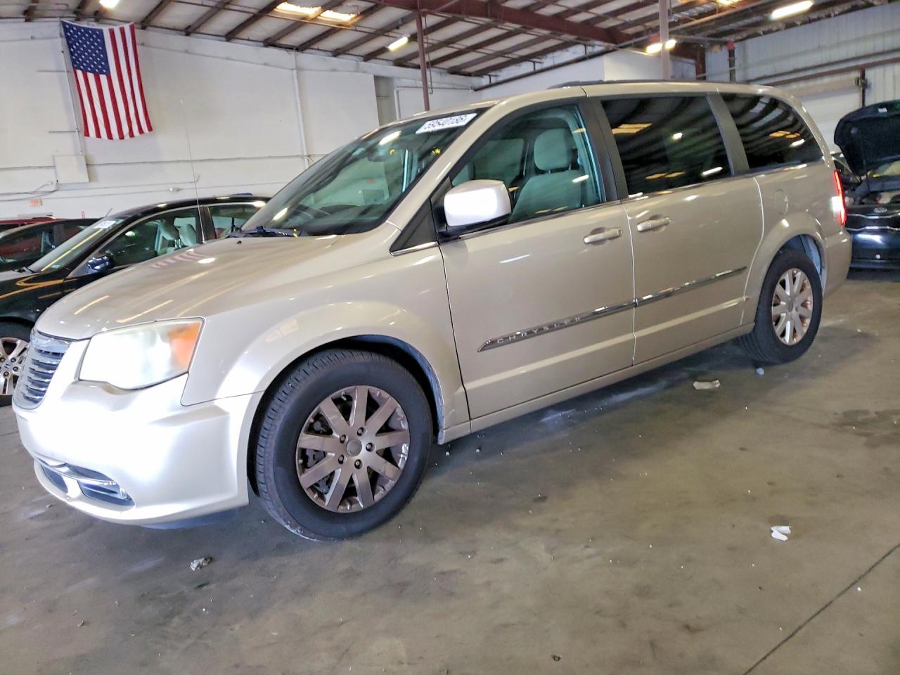 2014 CHRYSLER MINIVAN