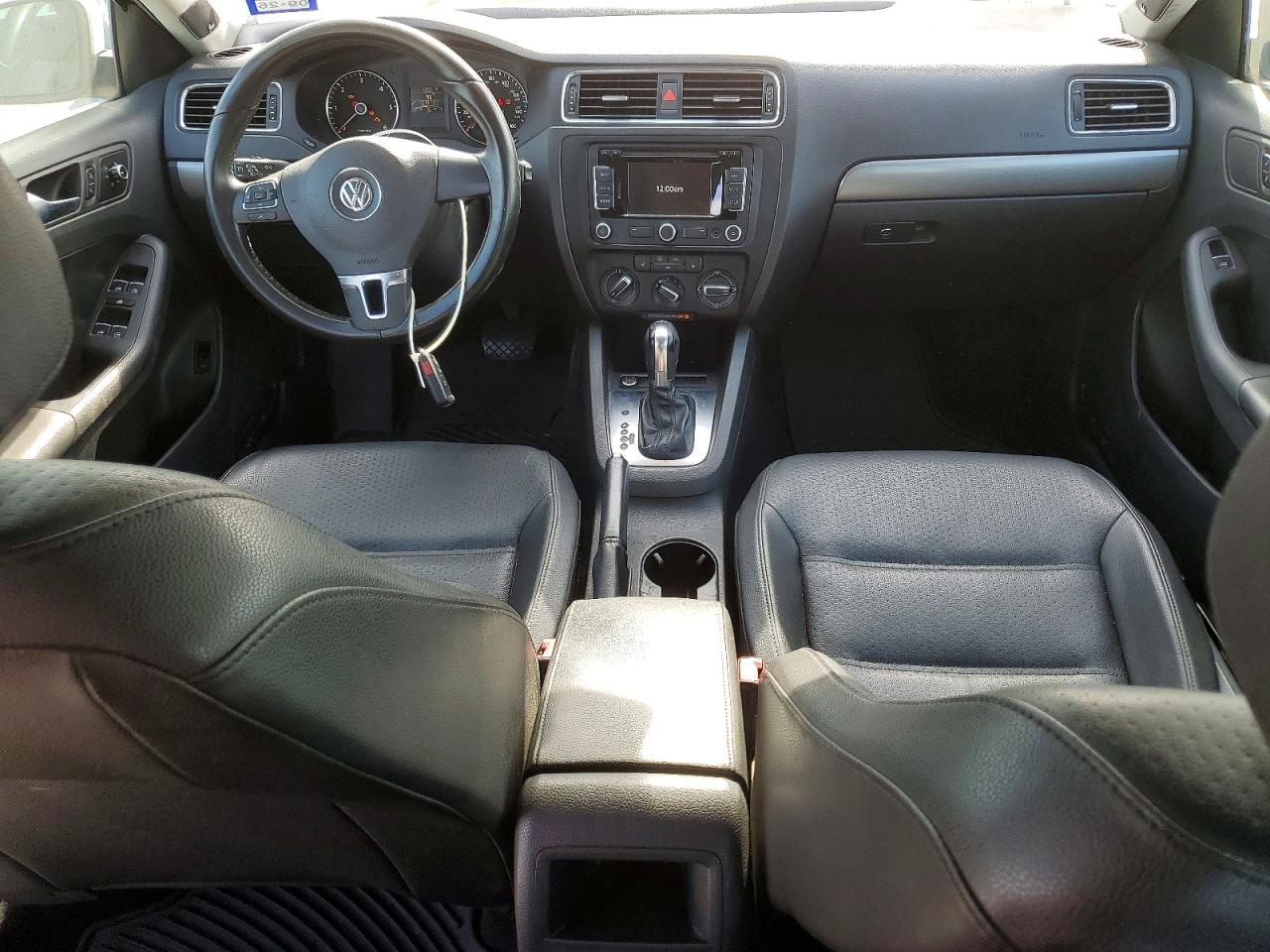 2013 VOLKSWAGEN JETTA