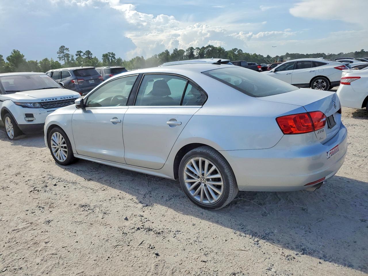 2013 VOLKSWAGEN JETTA