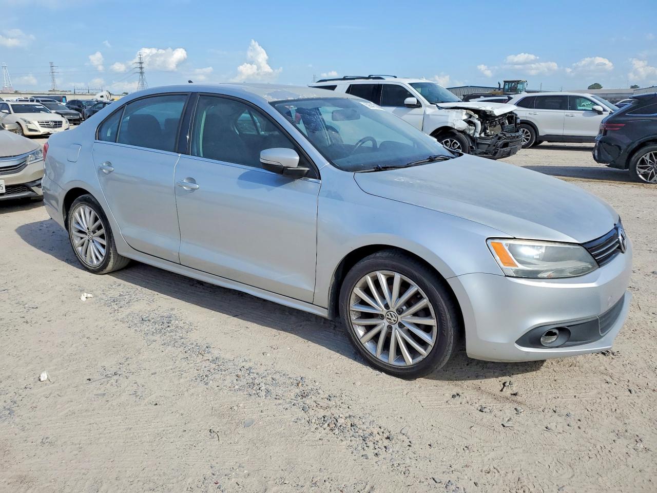 2013 VOLKSWAGEN JETTA