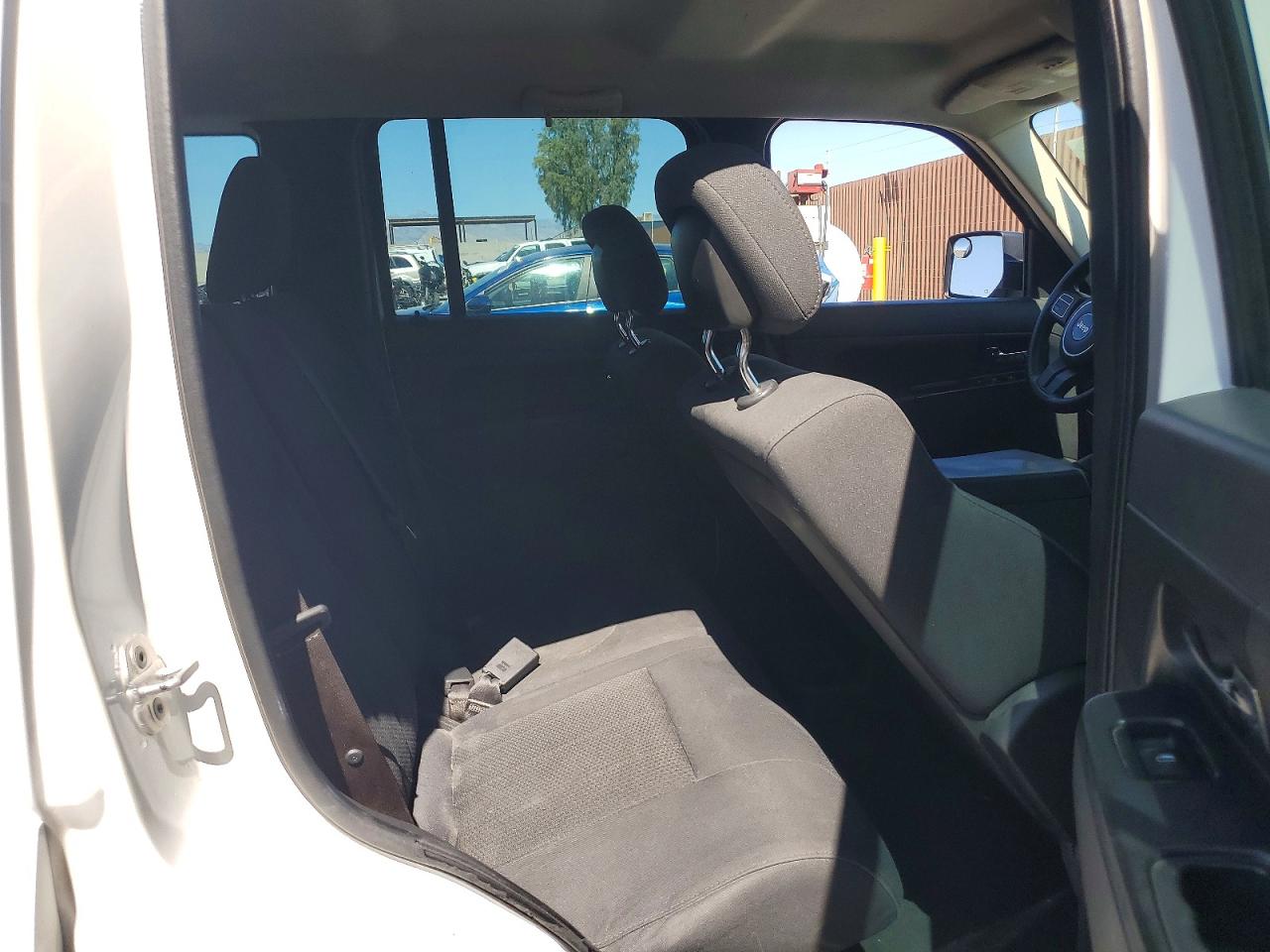 2012 JEEP LIBERTY