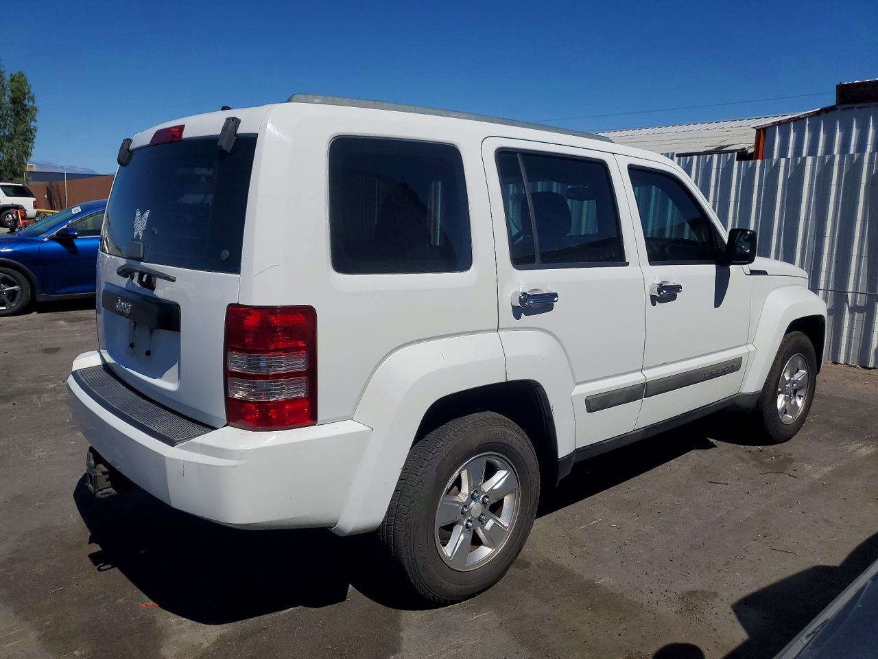 2012 JEEP LIBERTY