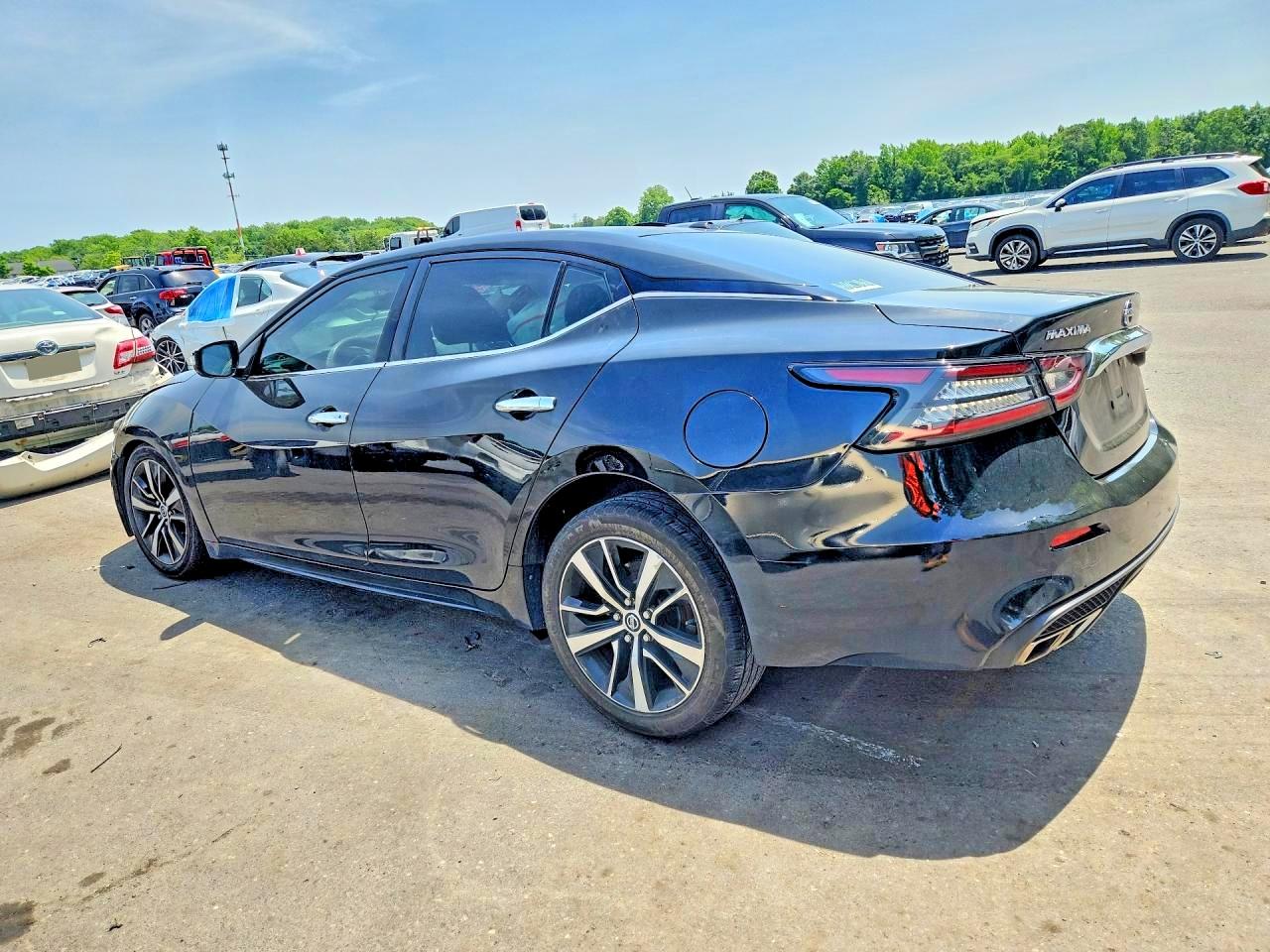 2021 NISSAN MAXIMA