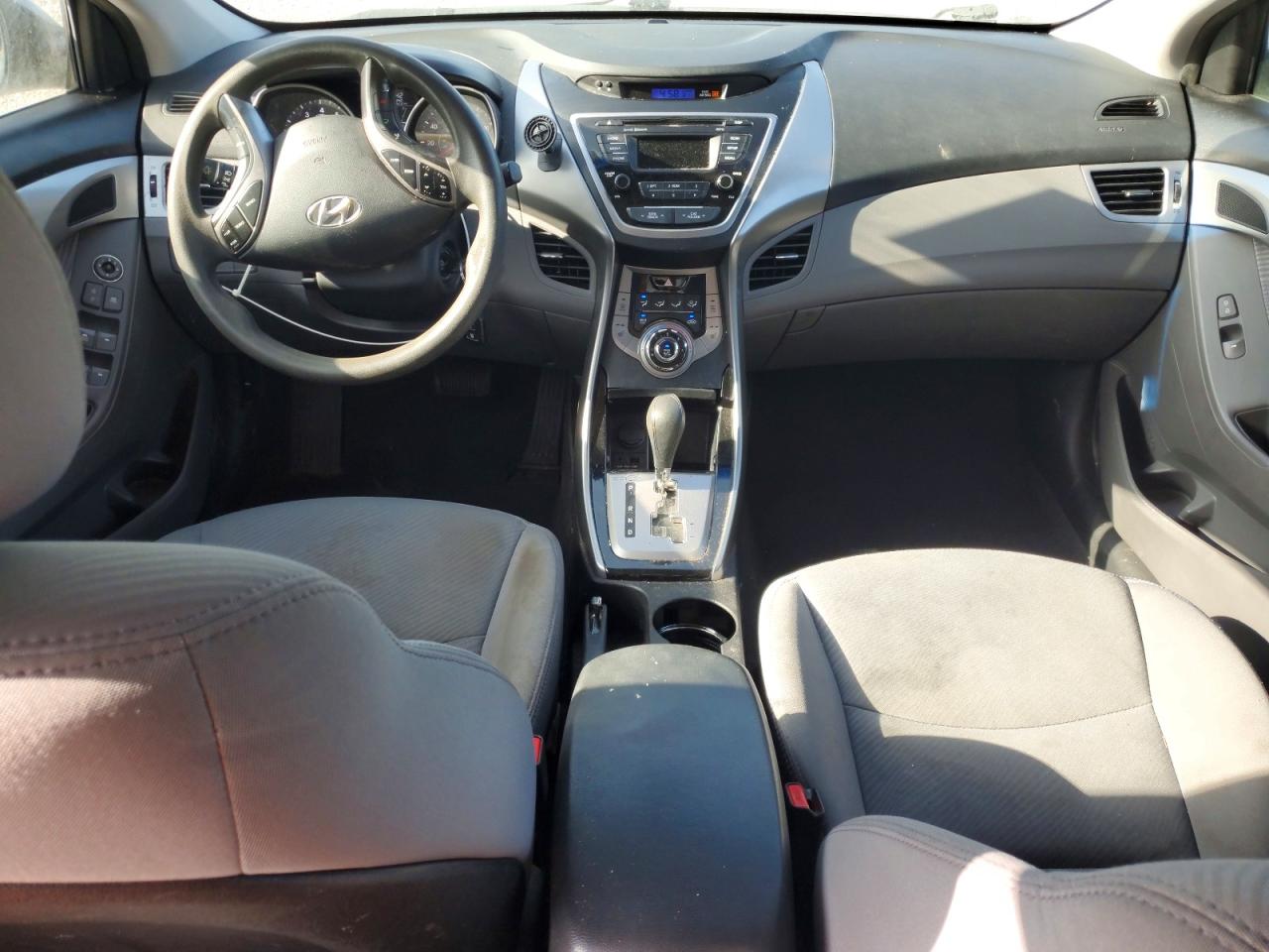 2013 HYUNDAI ELANTRA