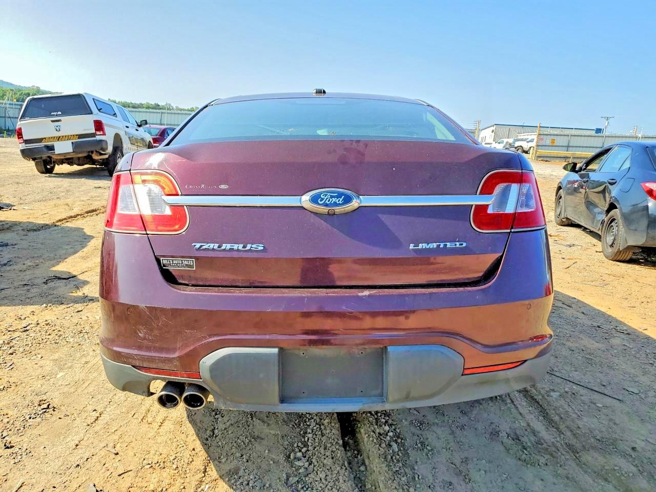 2011 FORD TAURUS