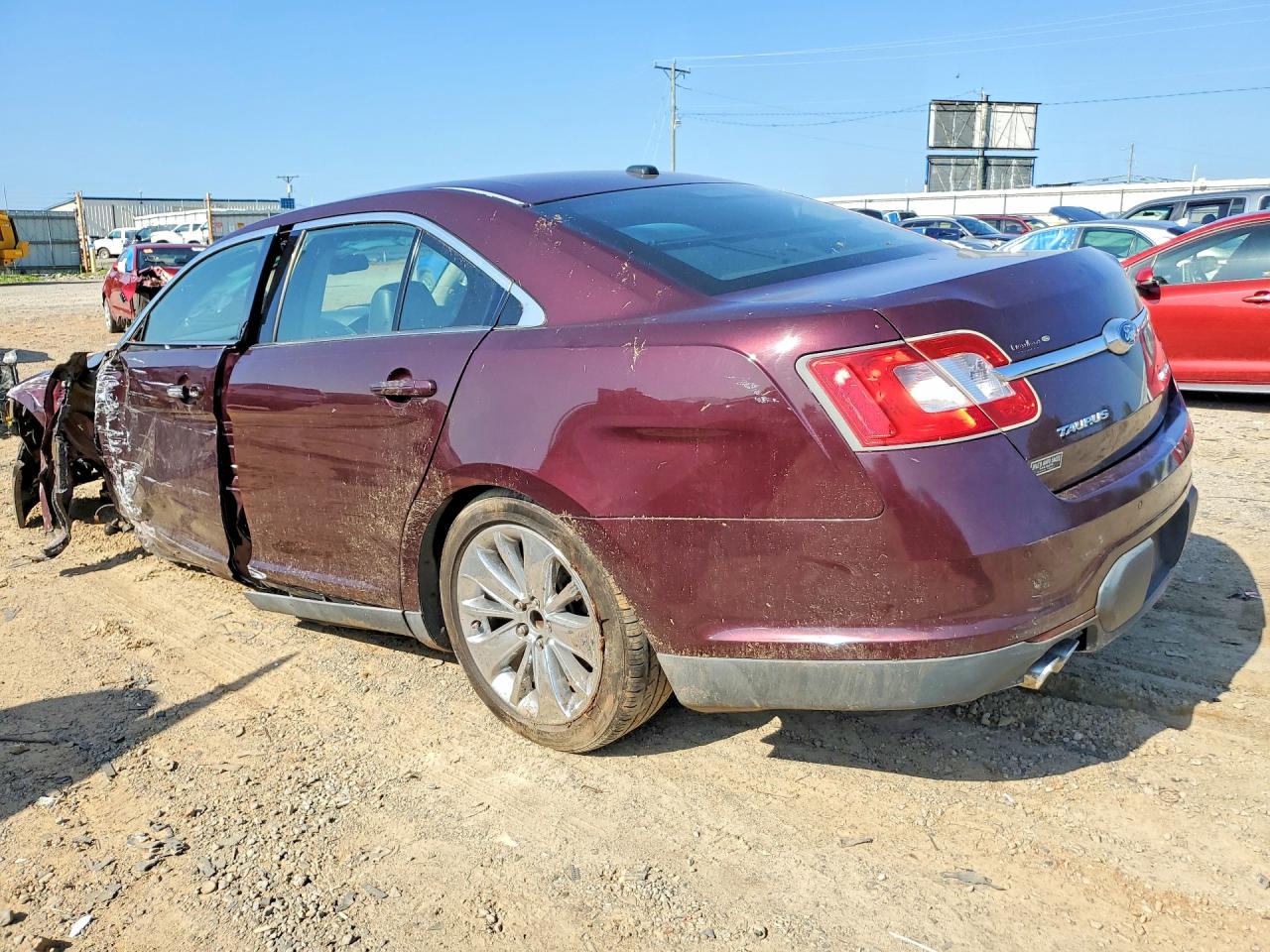 2011 FORD TAURUS