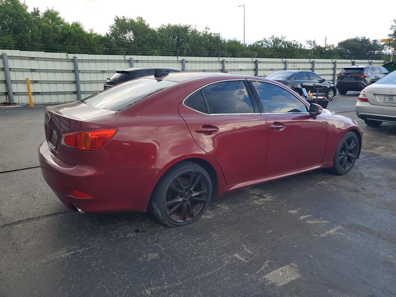 2010 LEXUS IS