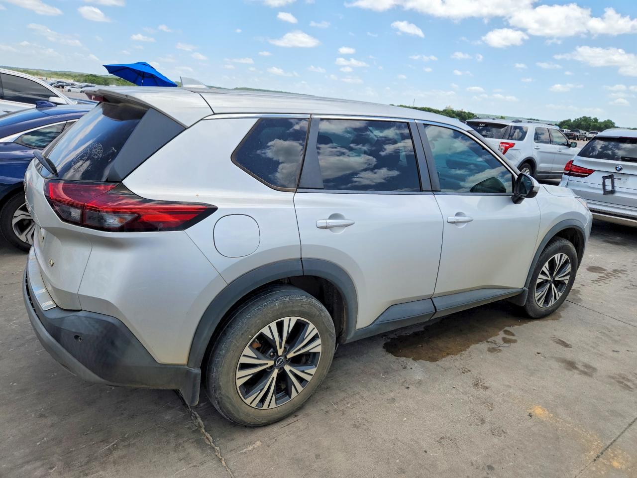 2022 NISSAN ROGUE