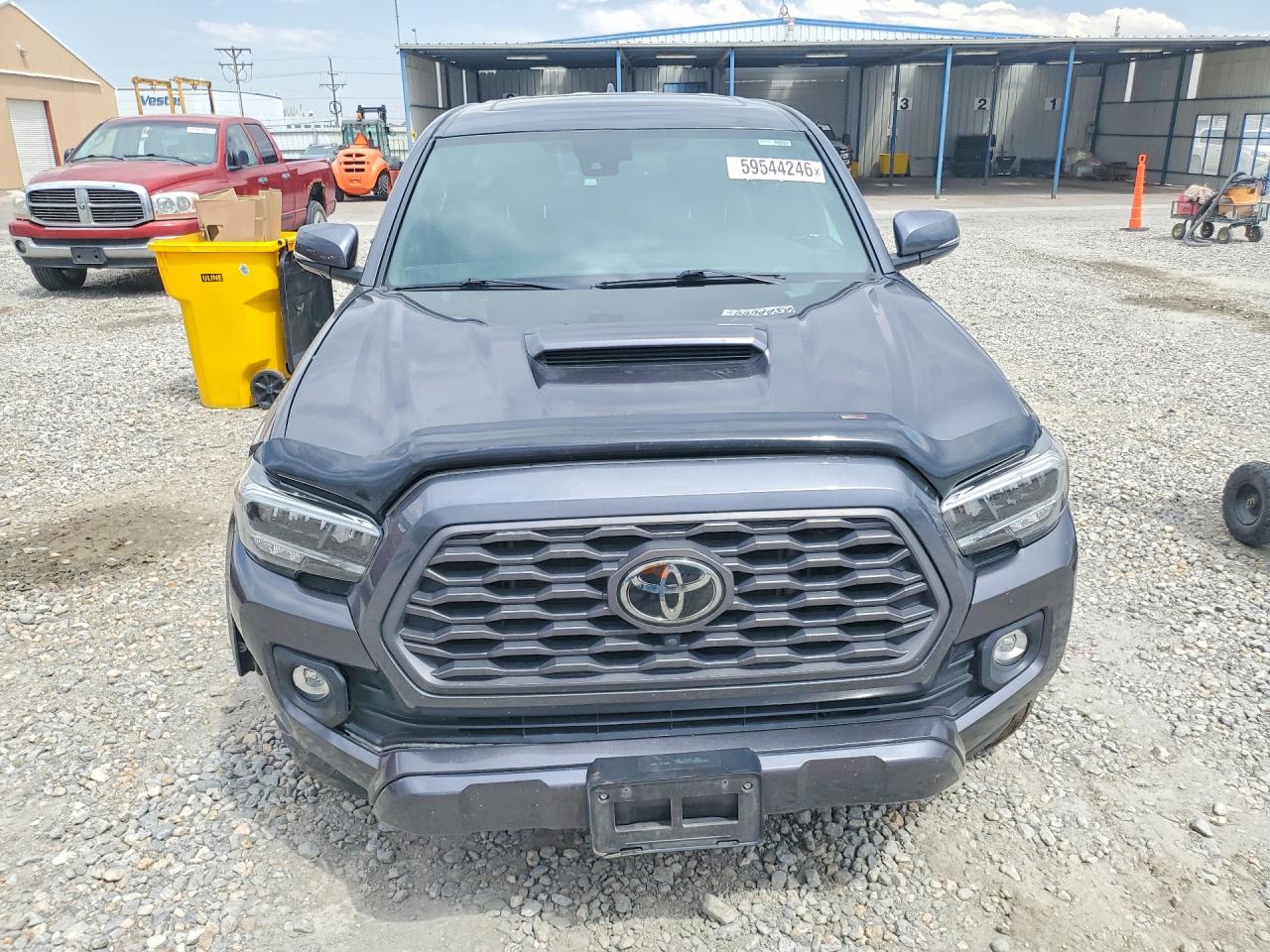 2021 TOYOTA TACOMA
