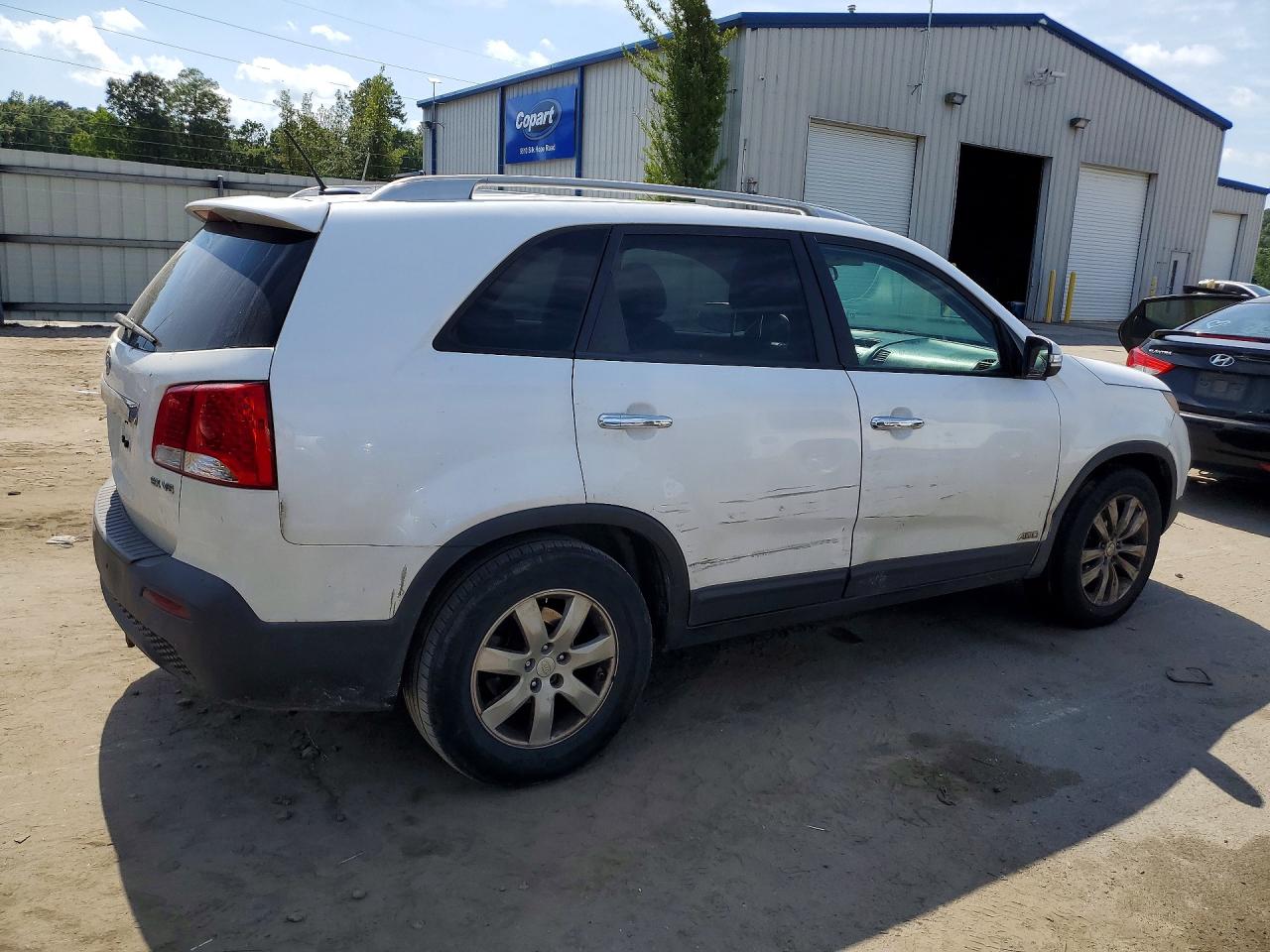 2011 KIA SORENTO