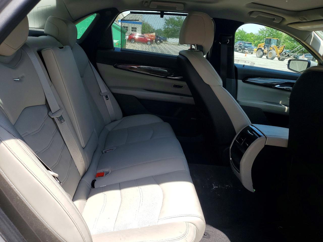 2017 CADILLAC CT6