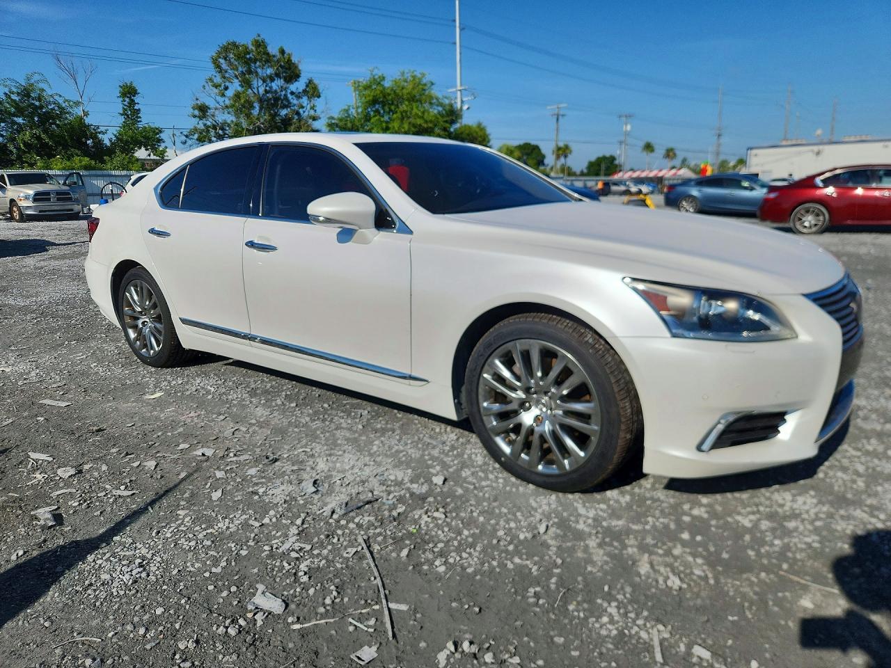 2016 LEXUS LS460