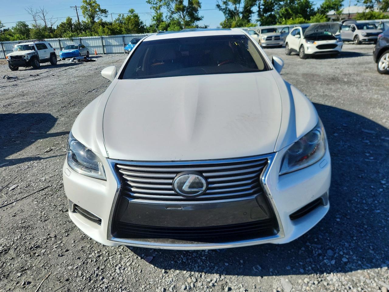 2016 LEXUS LS460