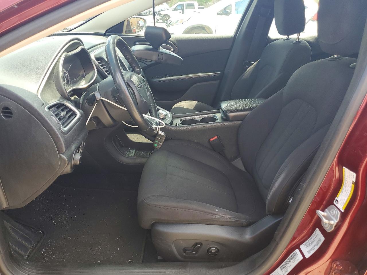 2015 CHRYSLER 200