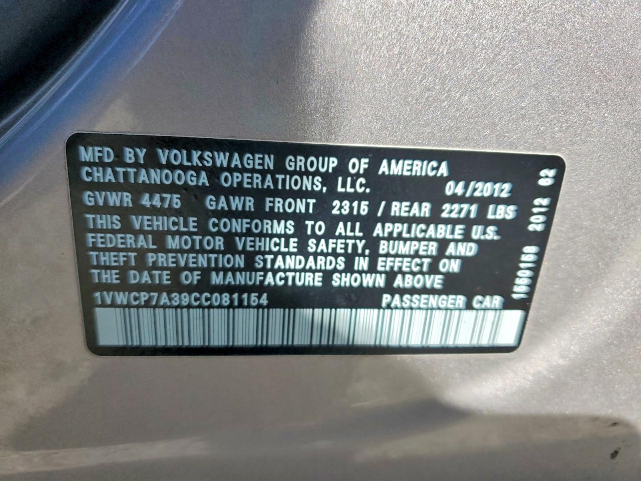 2012 VOLKSWAGEN PASSAT