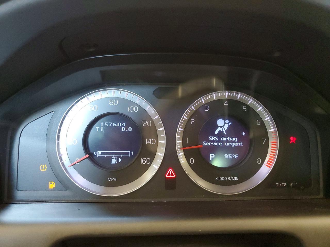 2010 VOLVO XC60
