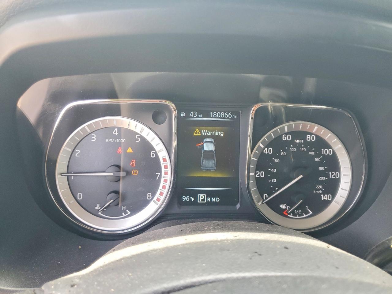 2017 NISSAN TITAN