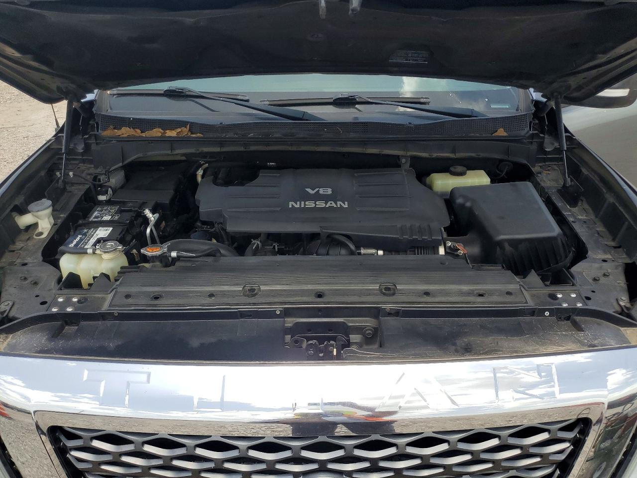 2017 NISSAN TITAN