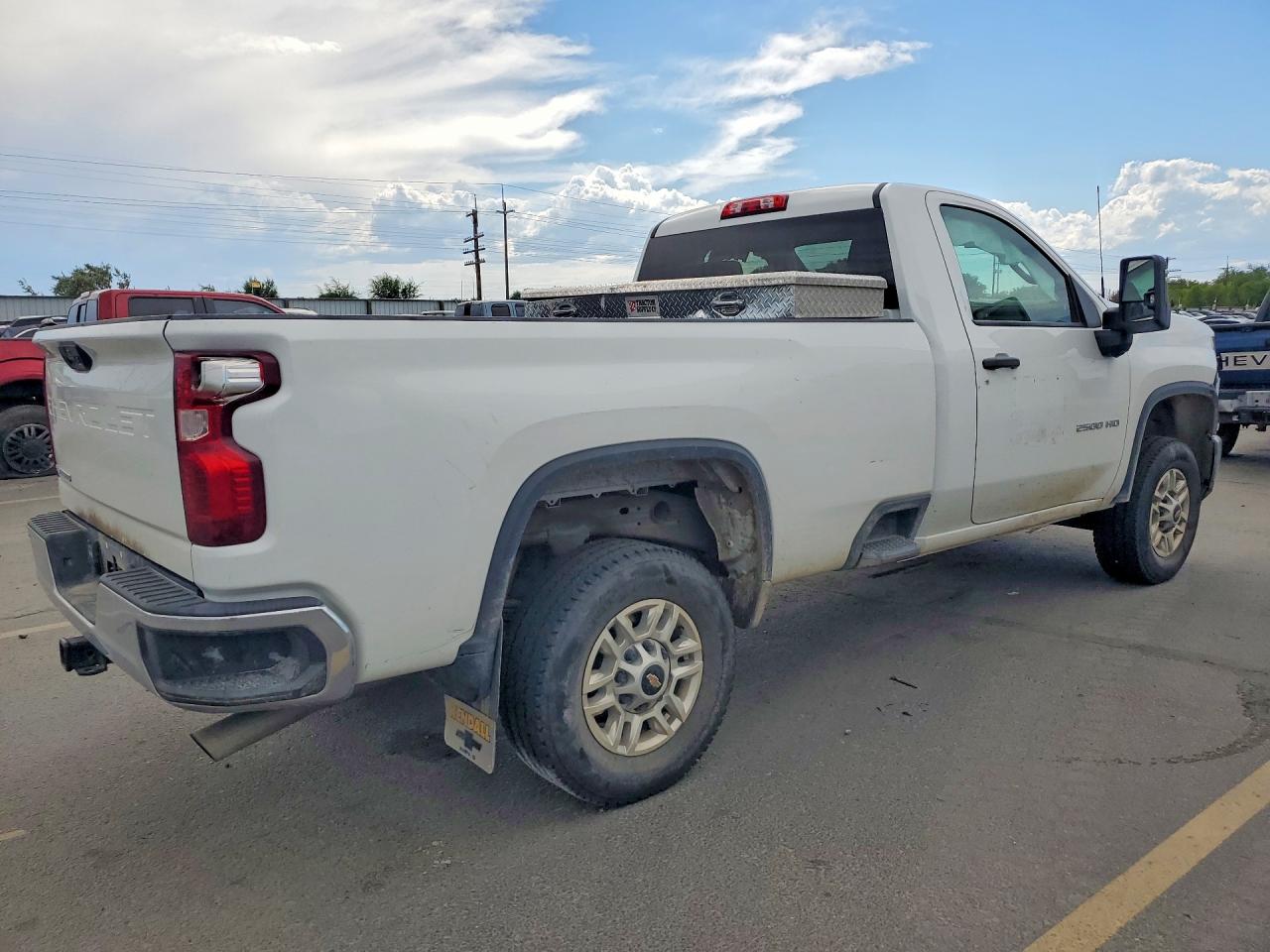 2024 CHEVROLET SILVERADO