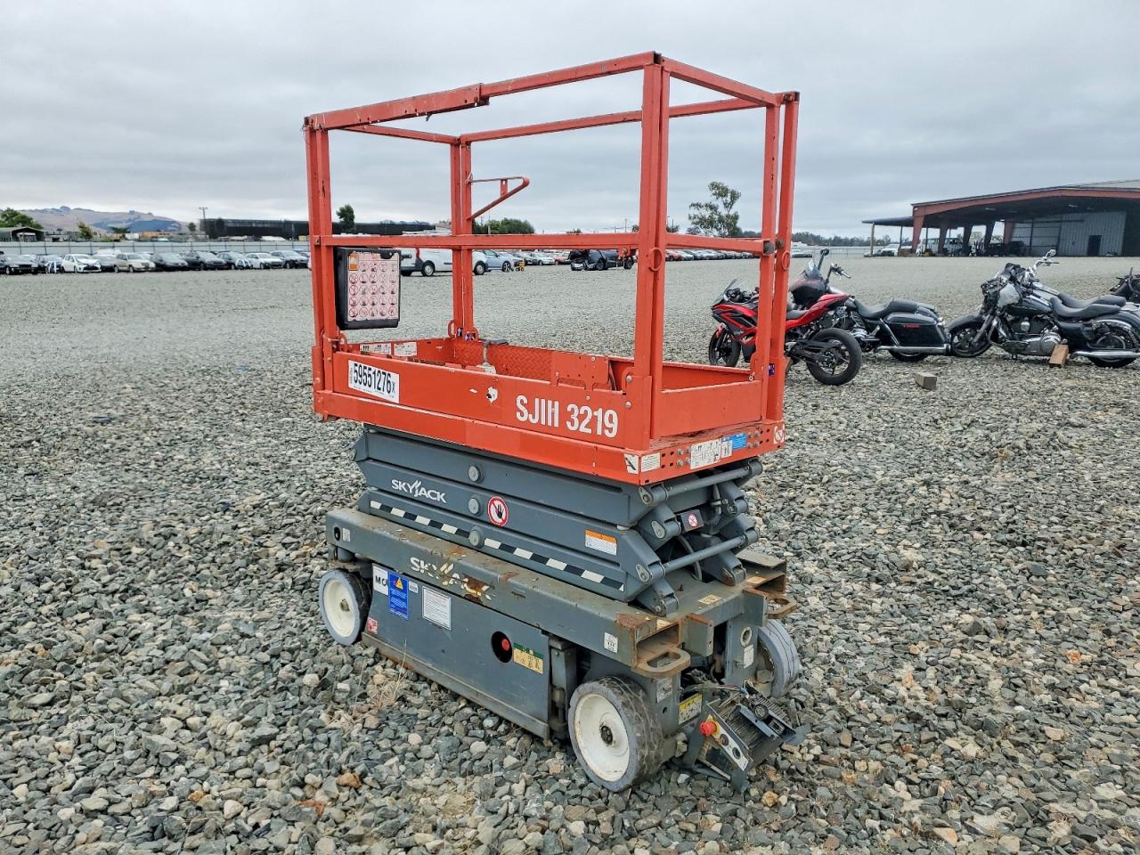 2018 SKYJACK INDUSTRIAL