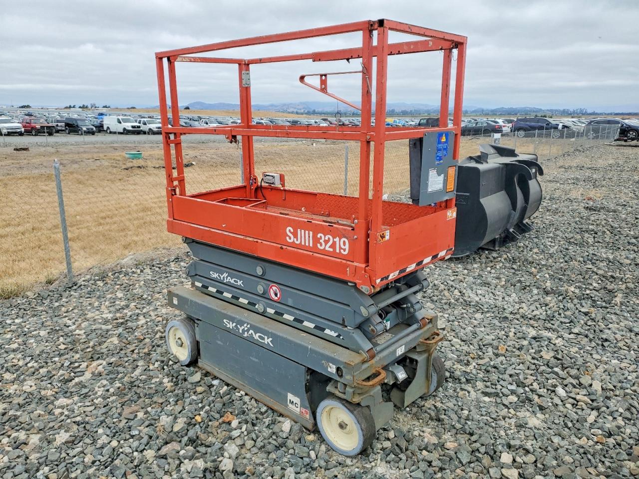 2018 SKYJACK INDUSTRIAL